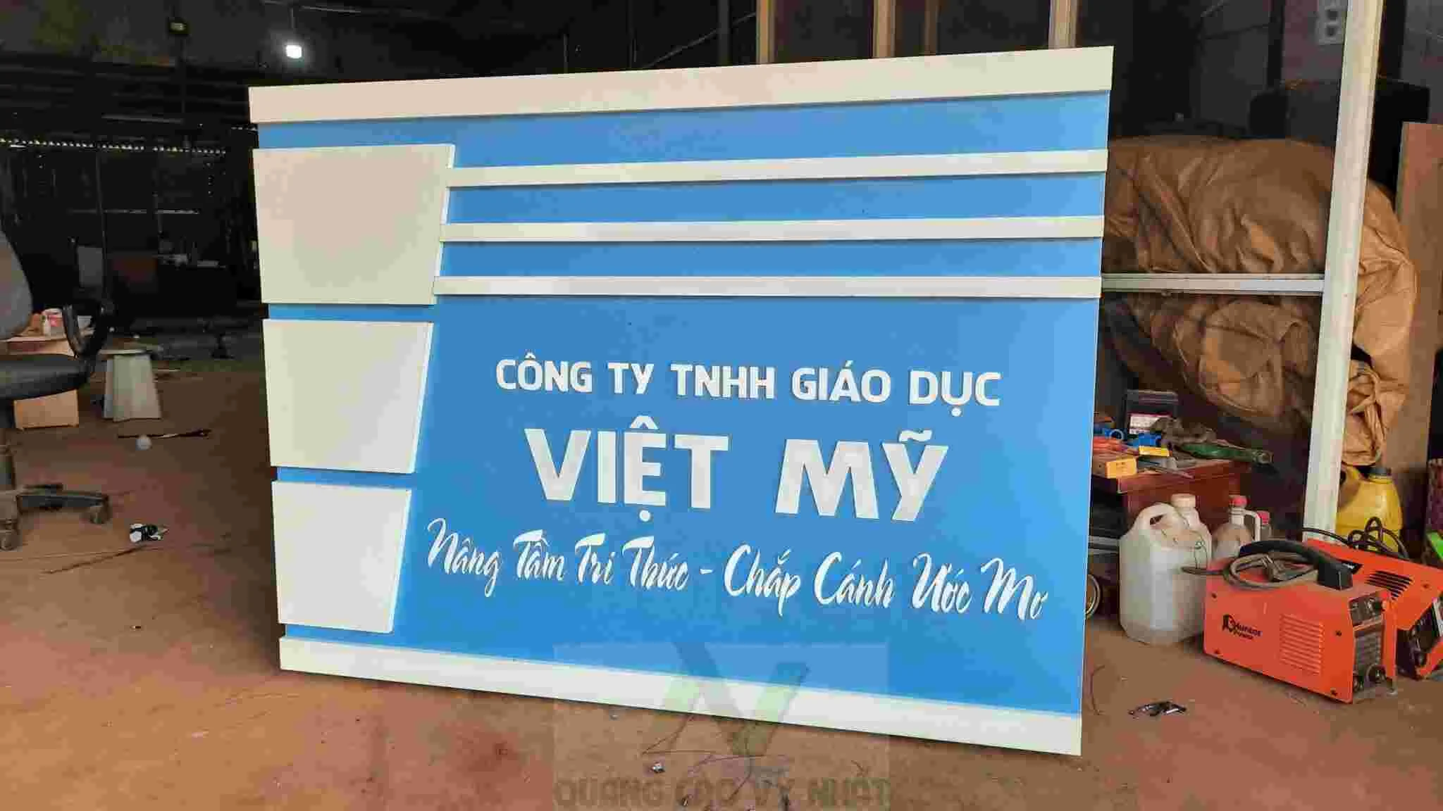 LÀM BẢNG HIỆU CHỮ NỔI GIÁ RẺ chữ nổi alu 2