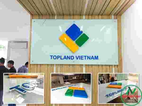 LOGO CHỮ NỔI TRANG TRÍ VĂN PHÒNG logo mica trong