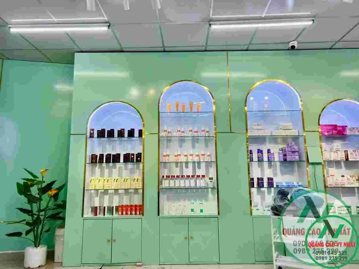 BẢNG HIỆU SHOP MỸ PHẨM ĐẸP NHẤT trang trí shop mỹ phẩm đẹp
