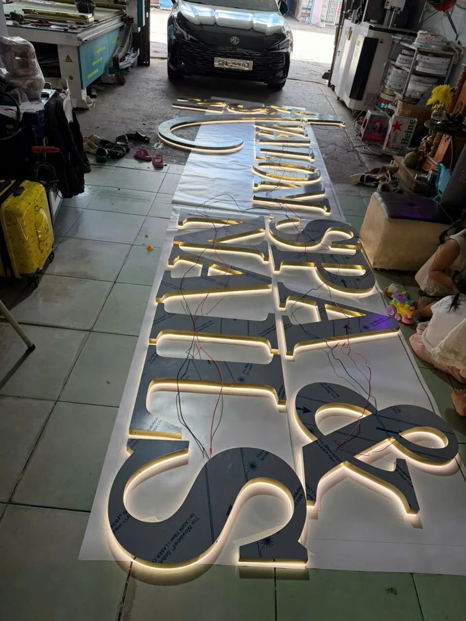 Bảng hiệu chữ nổi đèn Led Spa, Nail xuất đi Mỹ chất lượng, giá siêu tốt Bang hieu Chu noi den Led SpaNail xuat di My Quang Cao Vy Nhat12