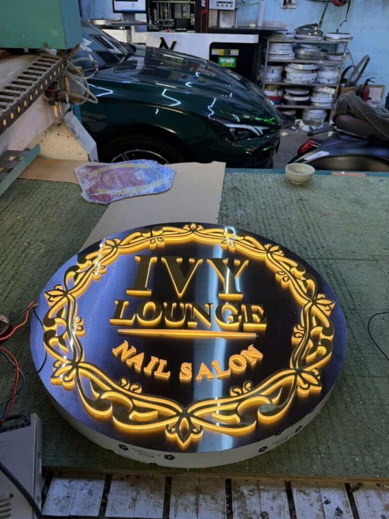 Gia công hộp đèn Inox đế mica cho nhà hàng, Spa đi Mỹ Hop den inox de mica cho nha hang spa xuat di My 1