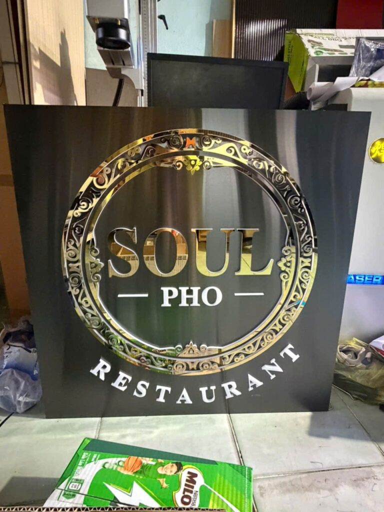 Gia công hộp đèn Inox đế mica cho nhà hàng, Spa đi Mỹ Hop den inox de mica cho nha hang spa xuat di My 3