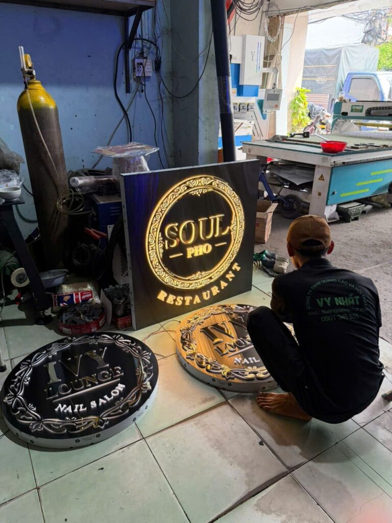 Gia công hộp đèn Inox đế mica cho nhà hàng, Spa đi Mỹ Hop den inox de mica cho nha hang spa xuat di My 5