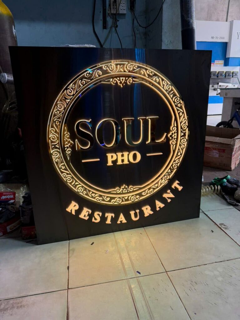 Gia công hộp đèn Inox đế mica cho nhà hàng, Spa đi Mỹ Hop den inox de mica cho nha hang spa xuat di My 6